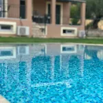 Renata -pool, Large Garden & Free Parking, 2 Minutes Walk From The * 巴尔巴蒂