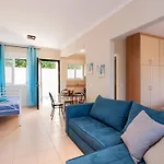 Renata -pool, Large Garden & Free Parking, 2 Minutes Walk From The 别墅 巴尔巴蒂