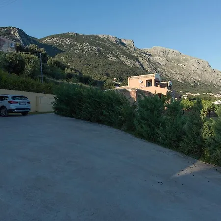 Renata Villa Barbati