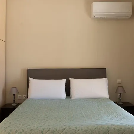 Renata -pool, Large Garden & Free Parking, 2 Minutes Walk From The Μπαρμπάτι