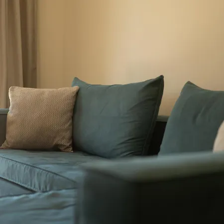 Βίλα Renata -pool, Large Garden & Free Parking, 2 Minutes Walk From The *