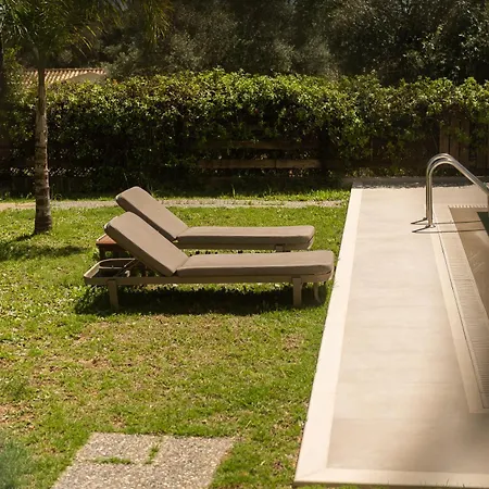 Renata -pool, Large Garden & Free Parking, 2 Minutes Walk From The Βίλα *