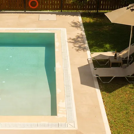 Renata -pool, Large Garden & Free Parking, 2 Minutes Walk From The Βίλα Μπαρμπάτι