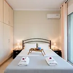 וילה Renata -pool, Large Garden & Free Parking, 2 Minutes Walk From The בארבאטי