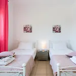 וילה Renata -pool, Large Garden & Free Parking, 2 Minutes Walk From The בארבאטי