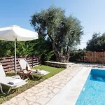 וילה Renata -pool, Large Garden & Free Parking, 2 Minutes Walk From The בארבאטי
